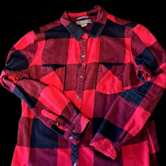LARGE Flannel plaid button down tops, bundle of 3 - Picture 14 of 16